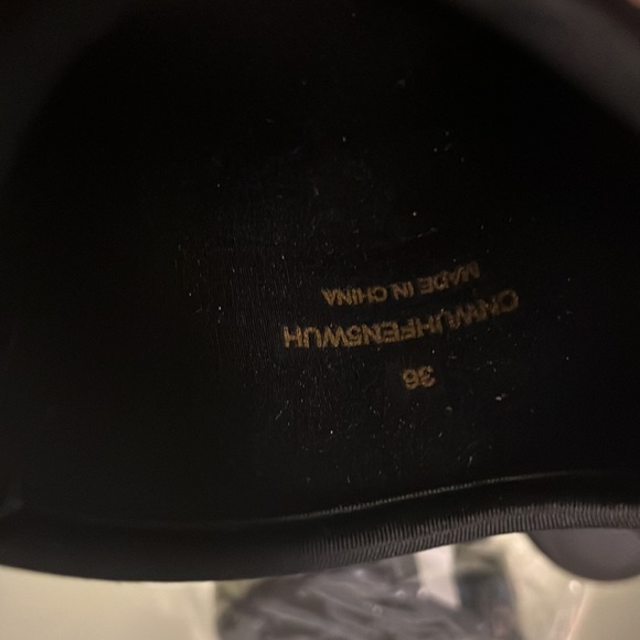 Burberry Vintage Check Rubber Rain Boot. Euro size 36 - Picture 6 of 6